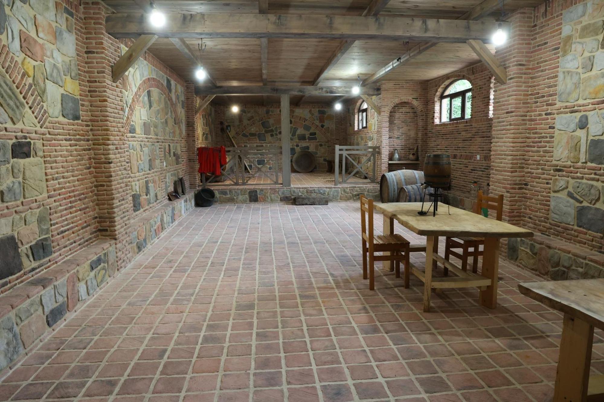 Chateau Orberi Hotel Iqaltʼo Екстериор снимка